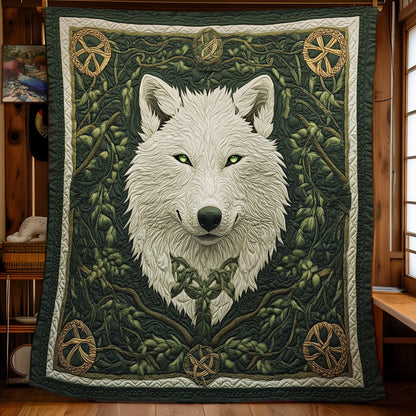 Mystic Celtic Wolf WY1303062CL Quilt