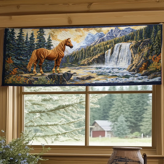 Lone Ridge Stallion WY1407038CL Quilted Valance