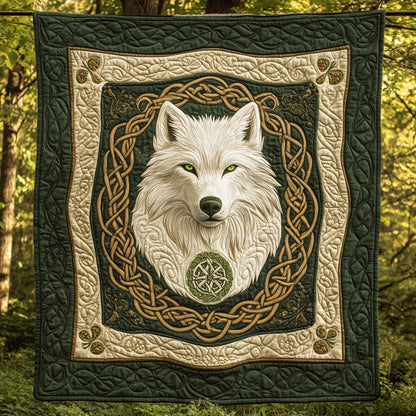 Glorious Celtic Wolf WY1303058CL Quilt