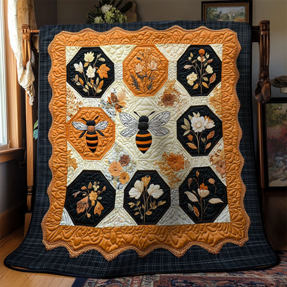 Harvest Hive WY1103032CL Quilt