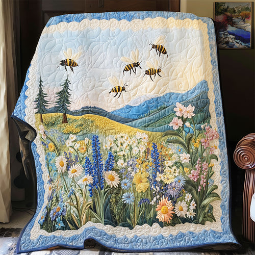 Bee Meadow WU1203103CL Quilt