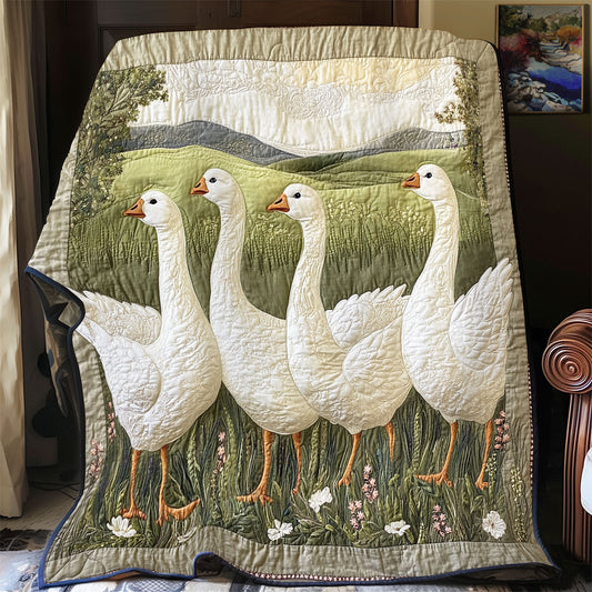 Geese Sunlit Farmyard WU1303104CL Quilt